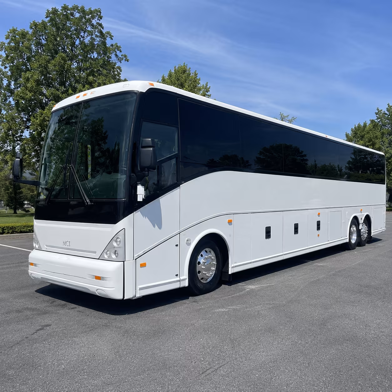 Los Angeles Airport Shuttle & Transportation party bus exterior