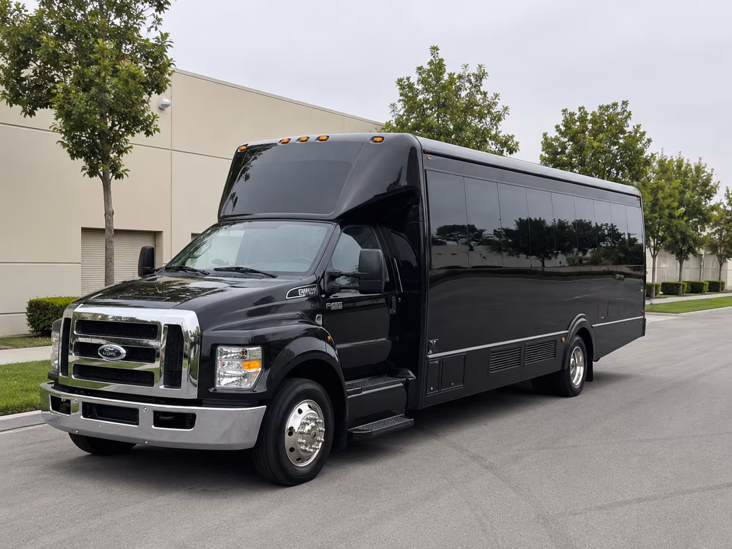 Los Angeles Birthday, Sweet 16, & Quinceañera Transportation party bus exterior