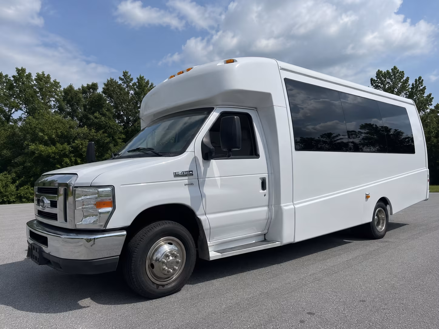 Los Angeles Birthday, Sweet 16, & Quinceañera Transportation pickup coordination
