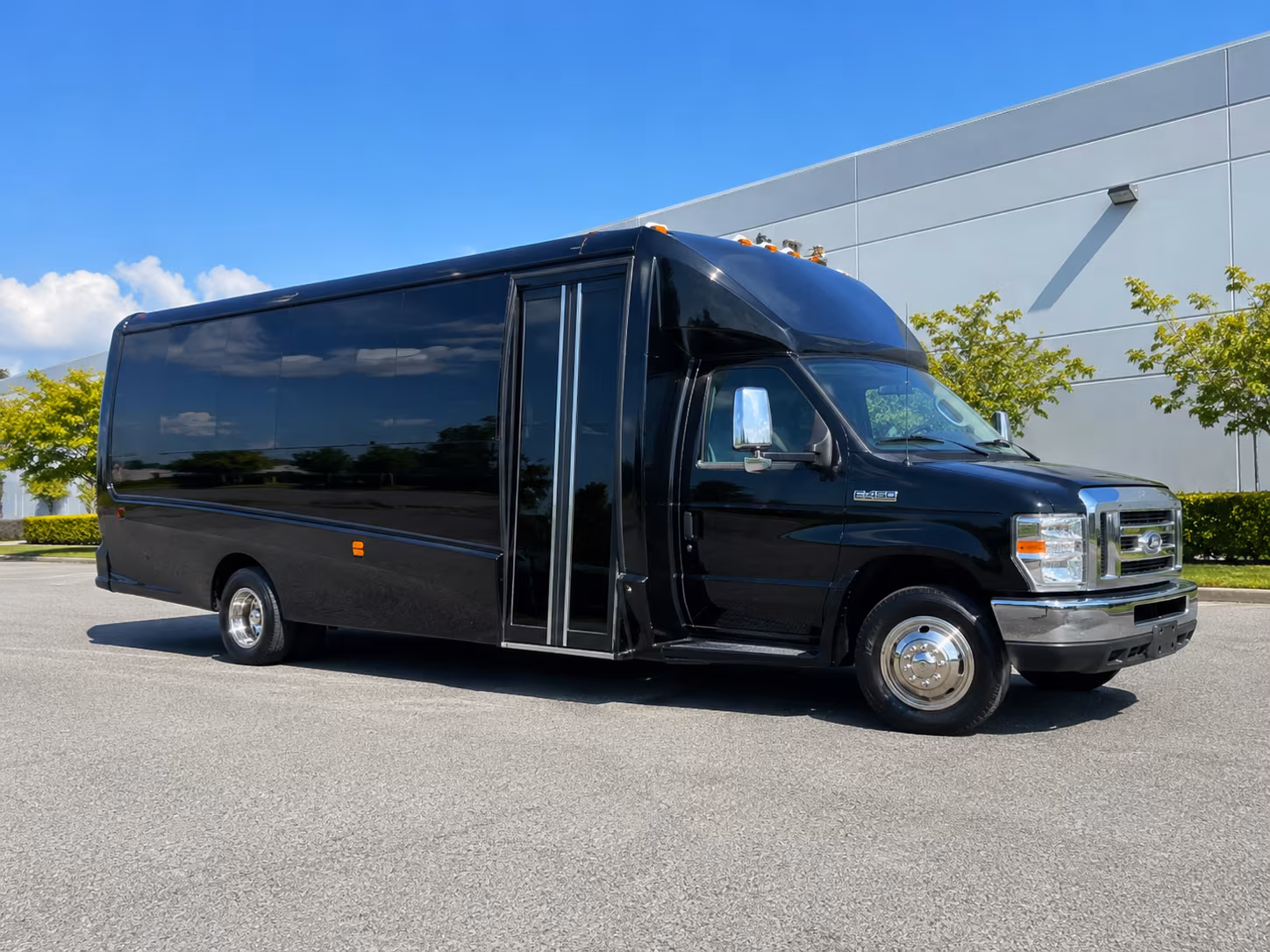 Los Angeles Sporting Event Transportation party bus exterior