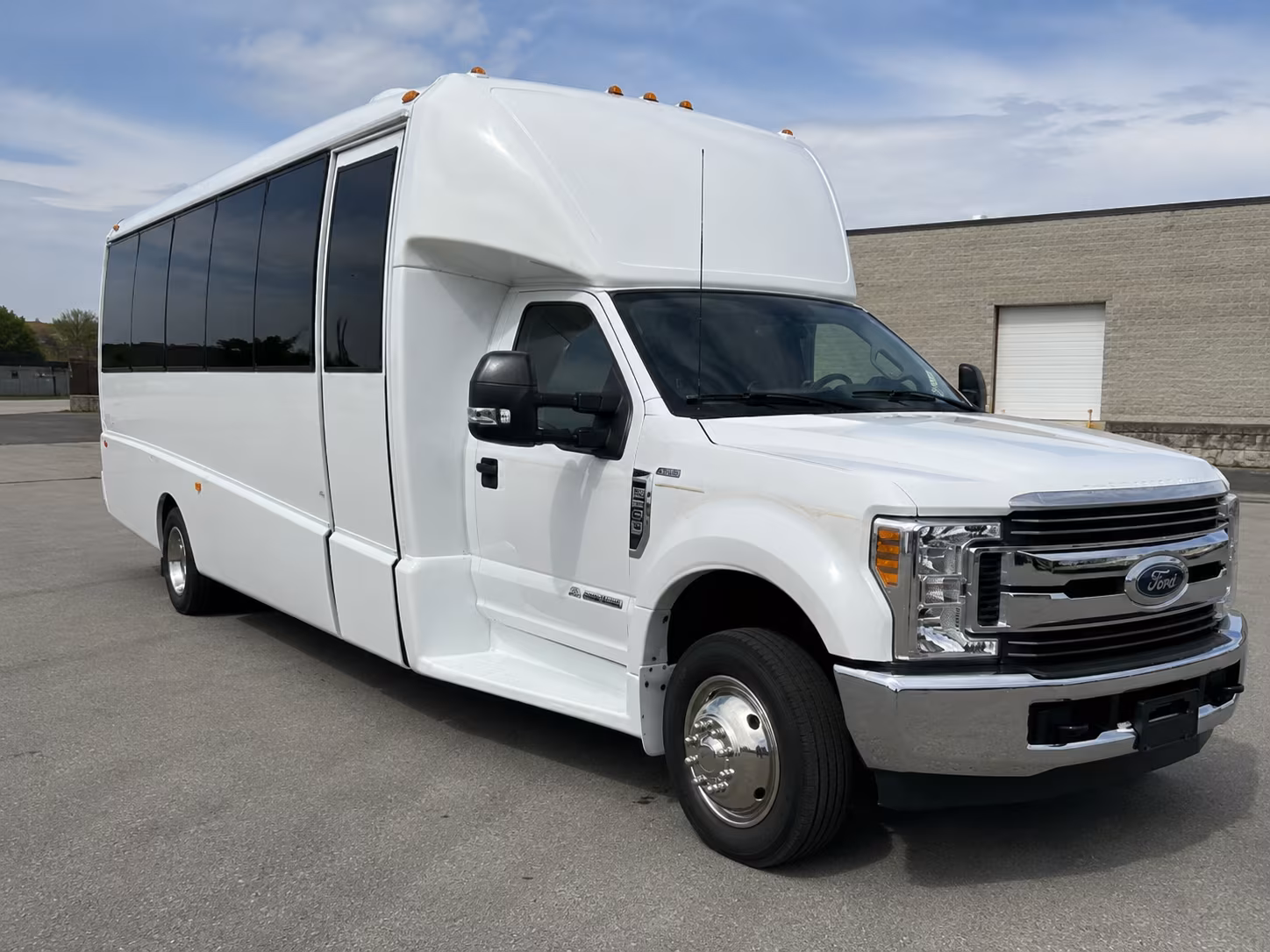 Los Angeles Wedding Transportation & Shuttle Service