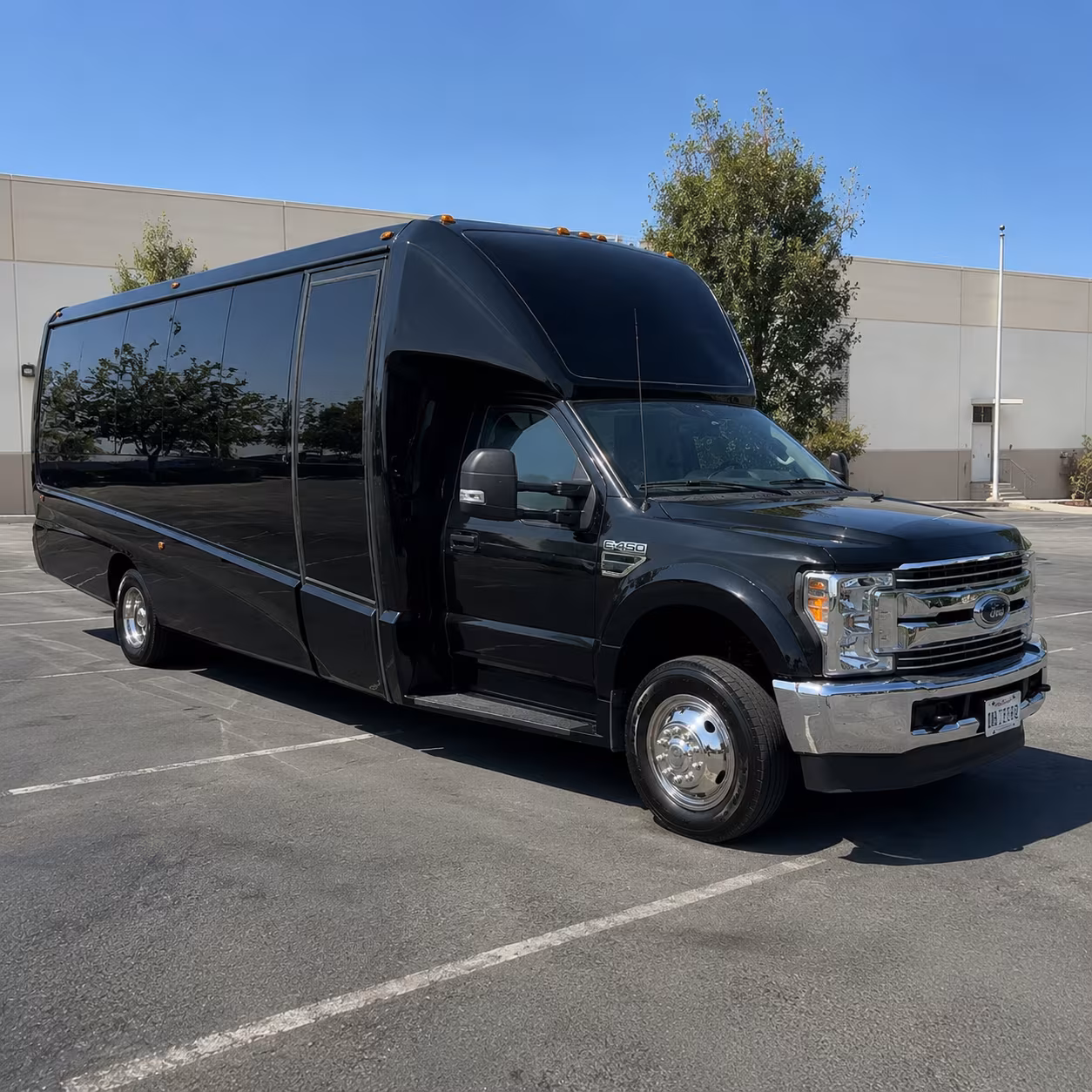 Los Angeles Winery Tour & Pub Crawl Transportation onboard seating