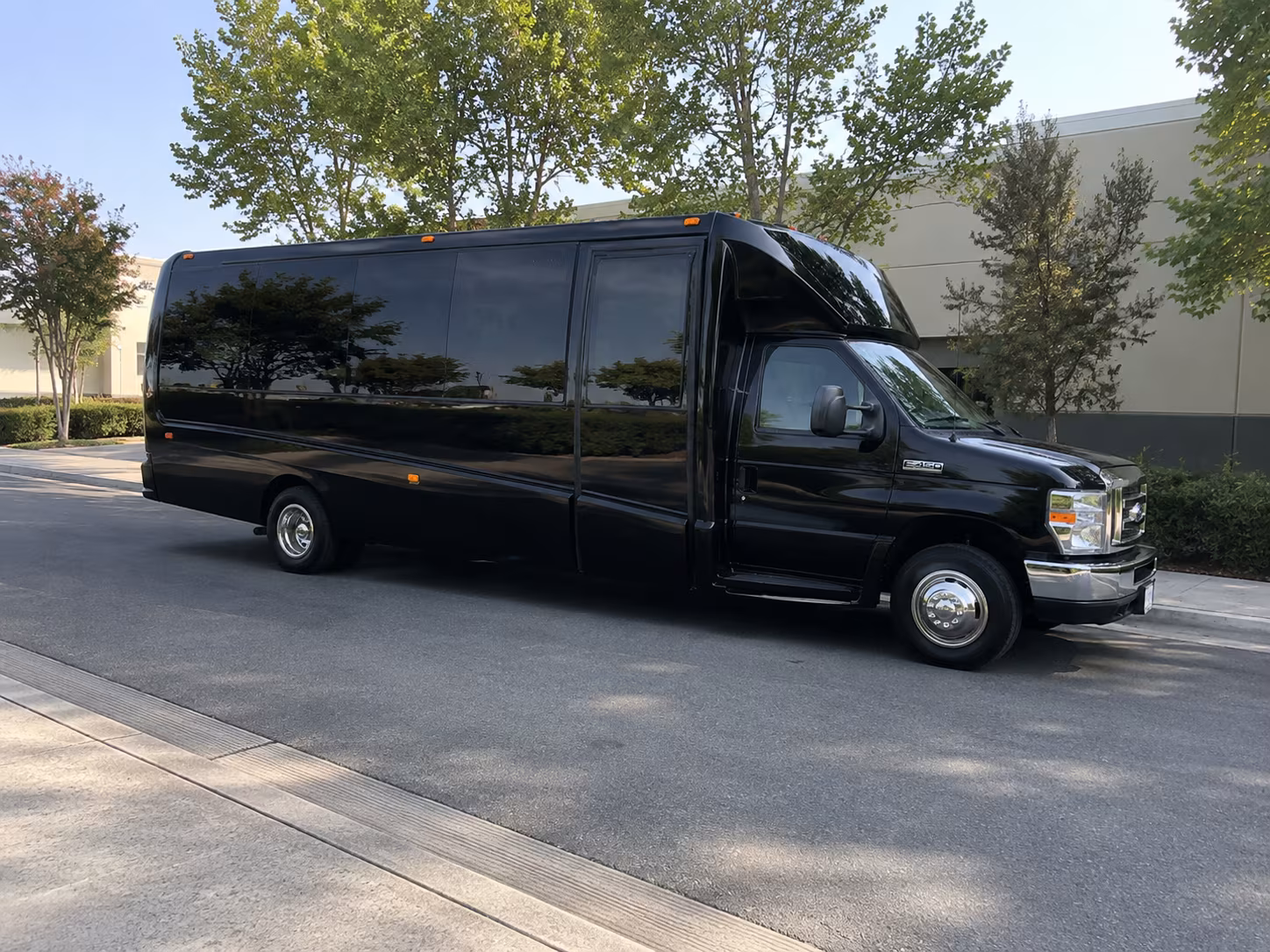 Los Angeles Winery Tour & Pub Crawl Transportation party bus interior