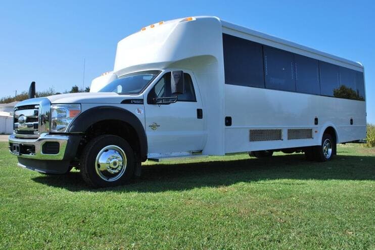 Folsom 15-35 Passenger Minibuses