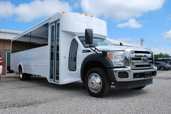 Folsom 18 Passenger Limo Bus